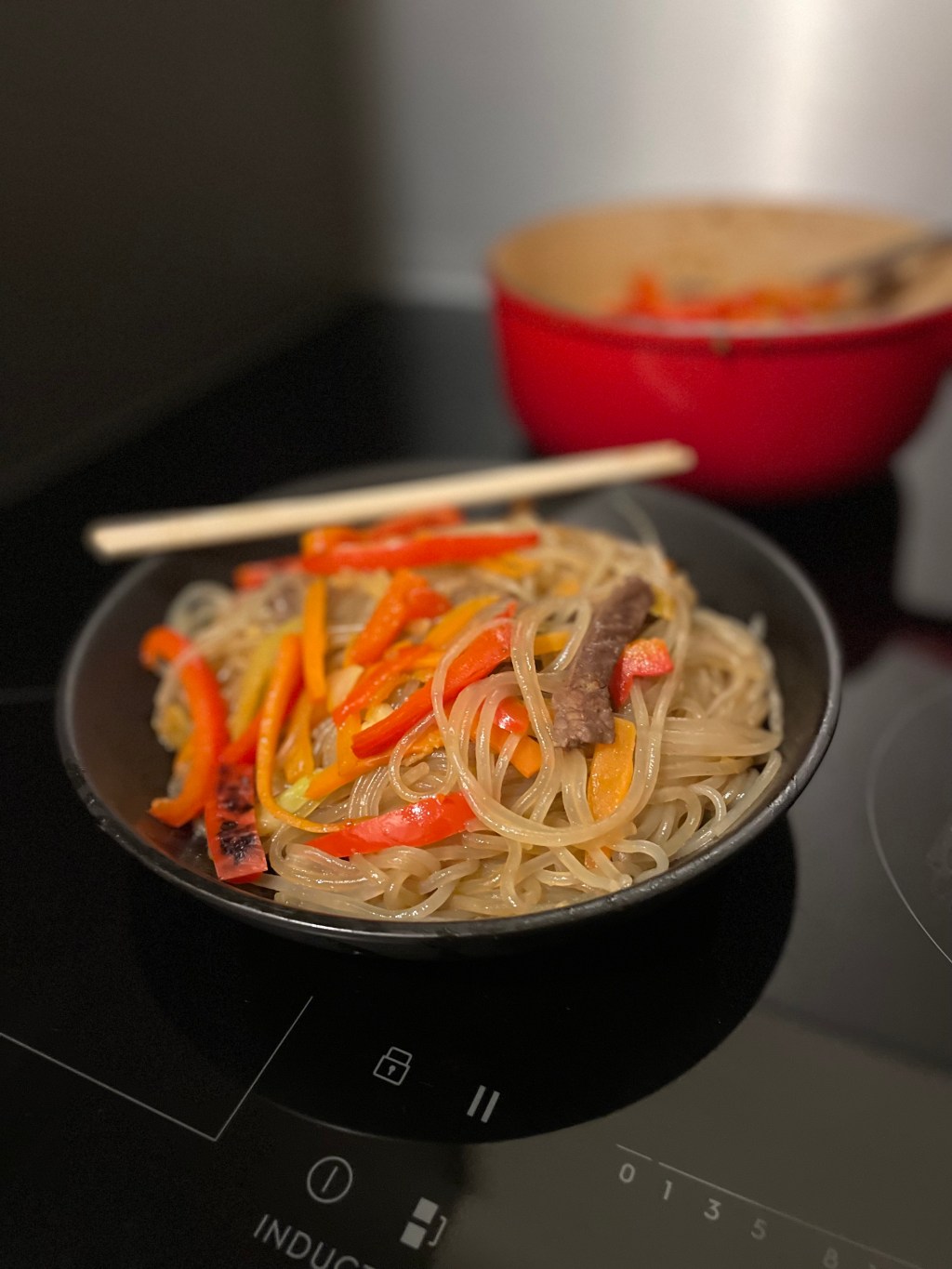 Découvrez le Japchae : Plat Coréen Coloré et&nbsp;Savoureux