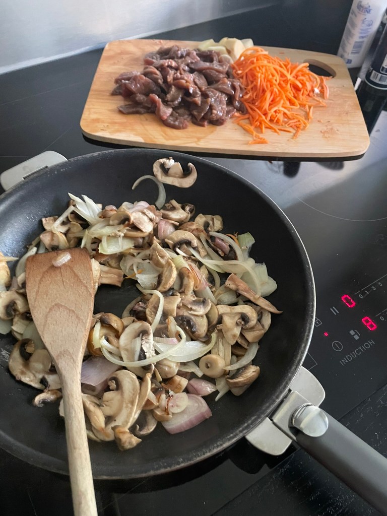 Cuisson du boeuf et des légumes