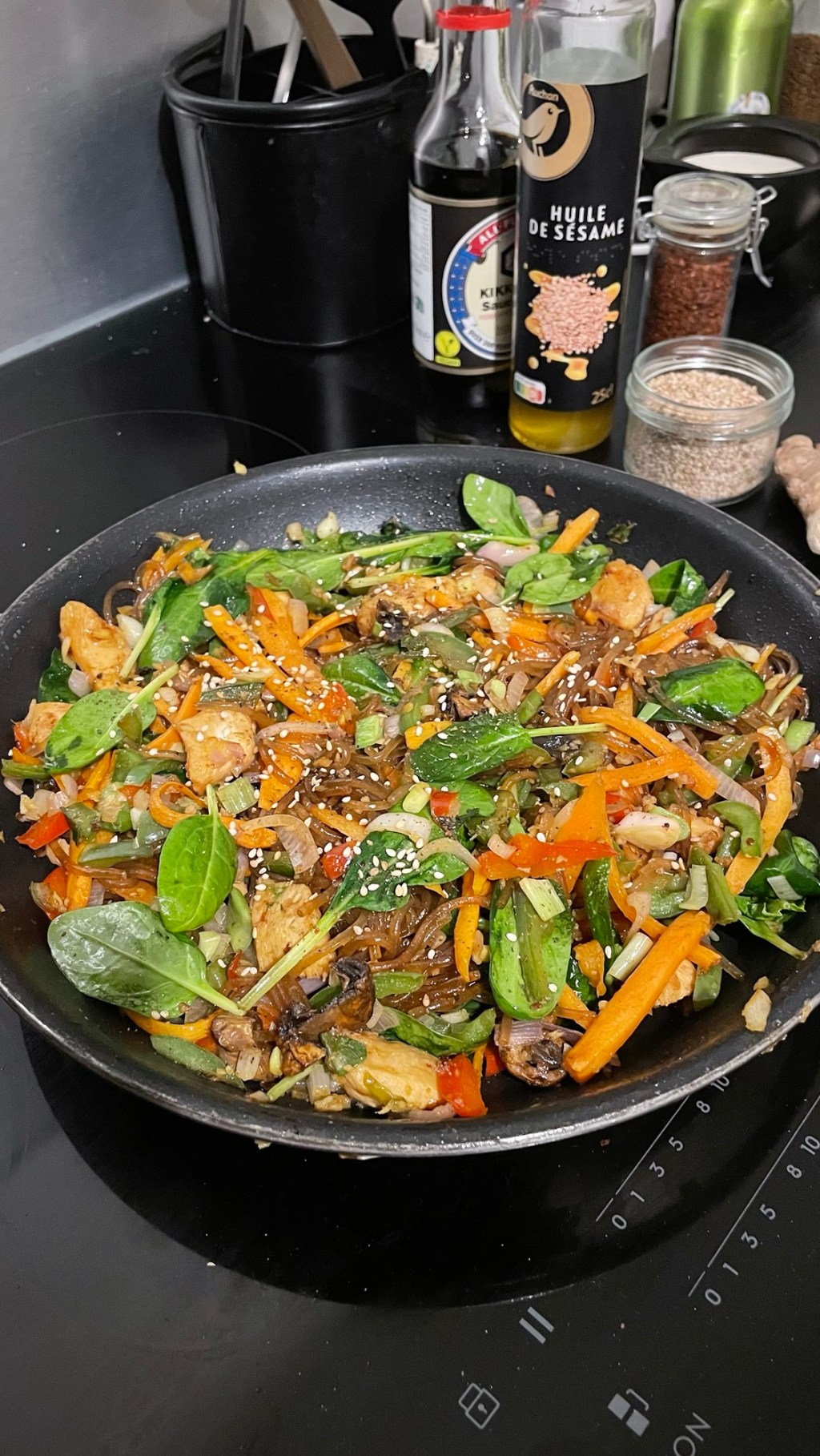 Découvrez le Japchae : Plat Coréen Coloré et&nbsp;Savoureux